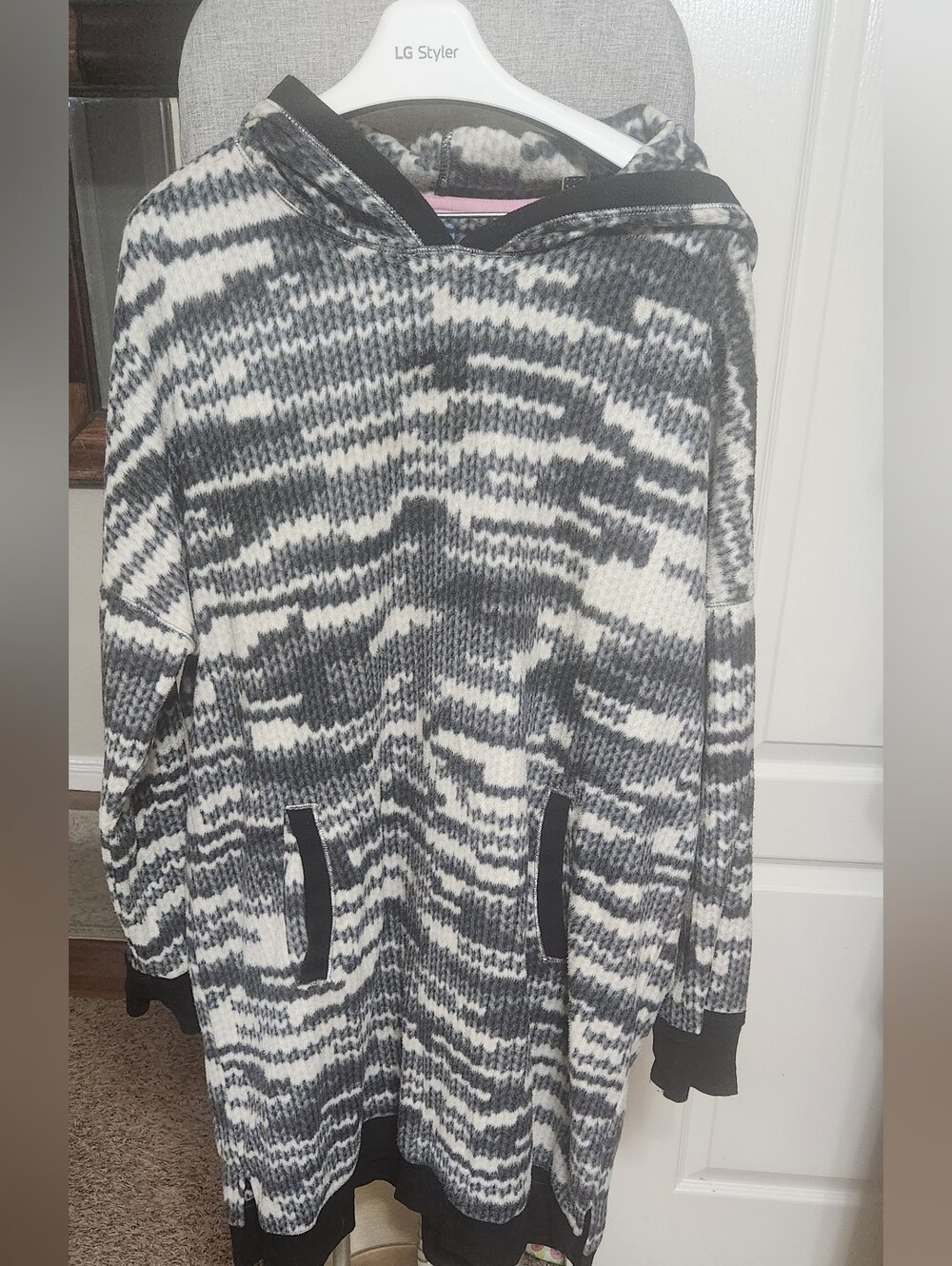 Simply Vera Wang Hooded Fleece Sleepshirt Tunic Gown Gray Black Knit XL